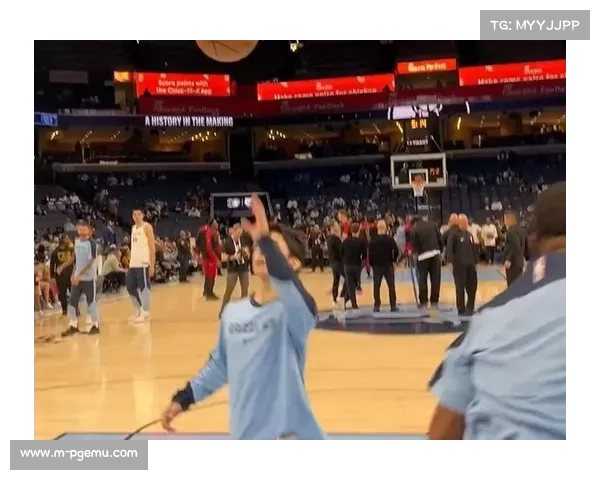 魔术灰熊柏林赛球员精彩扣篮，视频播放量超8500万