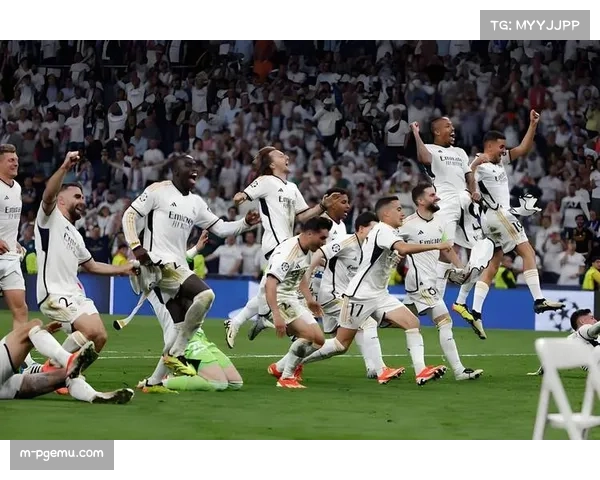 巴塞罗那公布对阵马德里竞技的欧冠大名单,加维伤愈回归。 巴塞罗那公布对阵马德里竞技的欧冠大名单,加维伤愈回归。